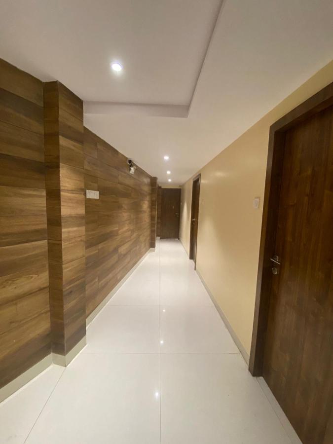 Garden Creek Residency - Near To Mumbai International Airport Hotel Eksteriør billede