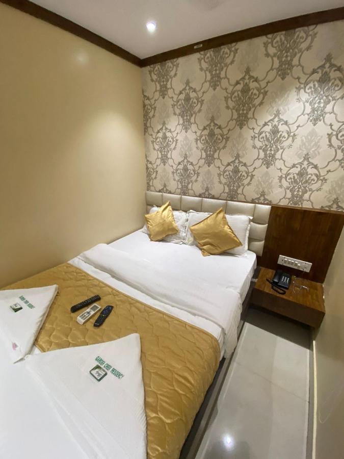Garden Creek Residency - Near To Mumbai International Airport Hotel Eksteriør billede