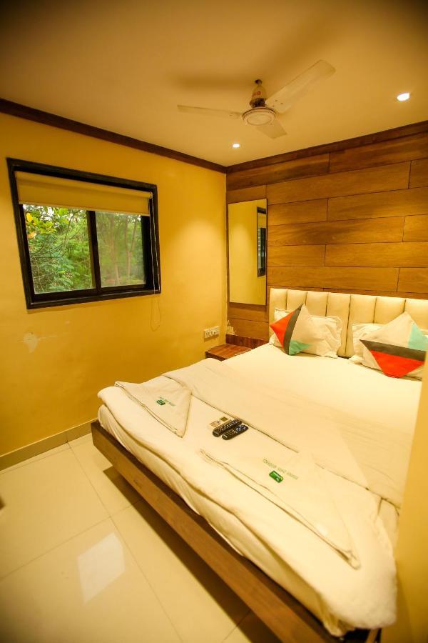 Garden Creek Residency - Near To Mumbai International Airport Hotel Eksteriør billede