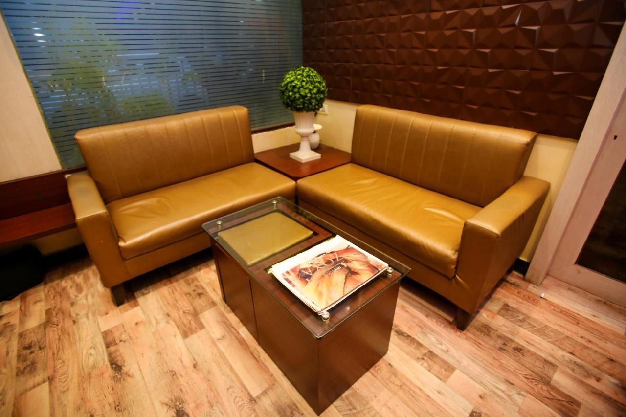 Garden Creek Residency - Near To Mumbai International Airport Hotel Eksteriør billede